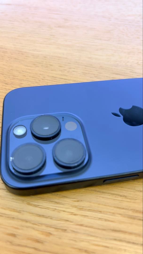 iPhone 15 pro 128GB 87%バッテリー ブルーチタニウム