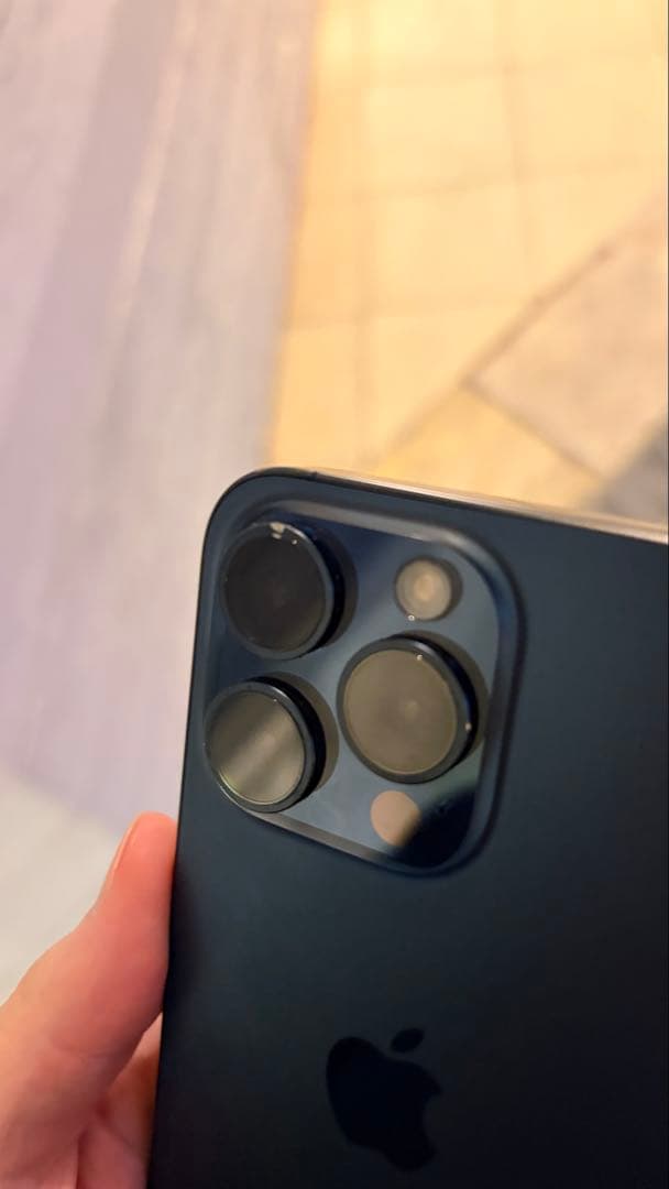 iPhone 15 pro 128GB 87%バッテリー ブルーチタニウム