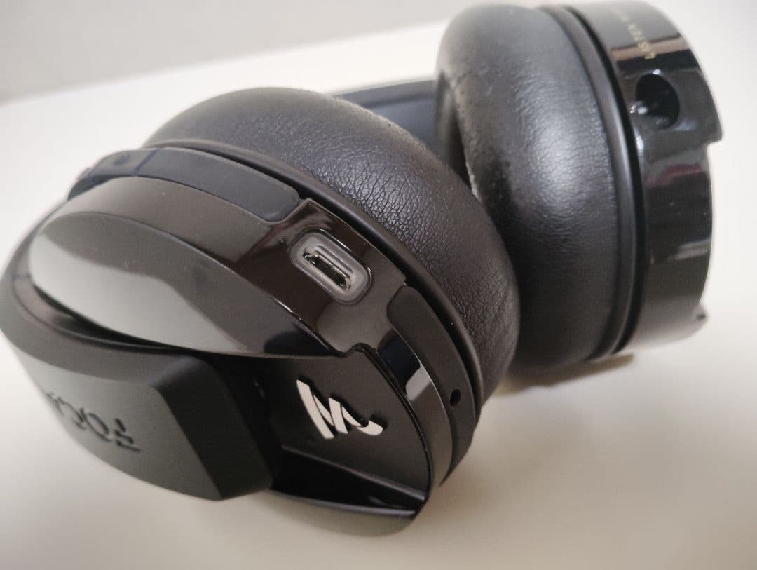 Focal Listen Beyond ブラック ワイヤレスヘッドホン