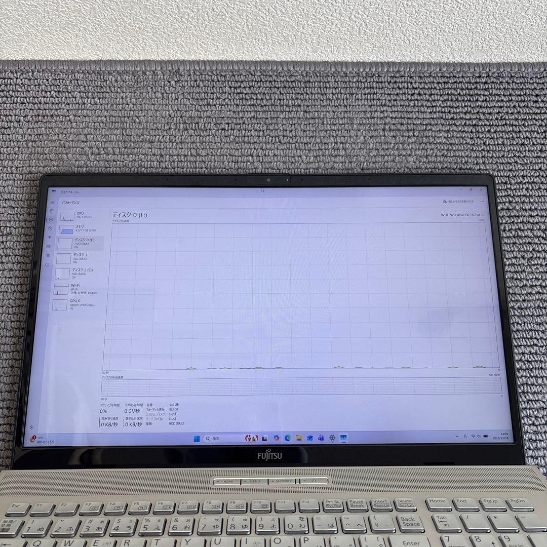 富士通lifebook NH90/E2 i7-10750H メモリ8GB 顔認証