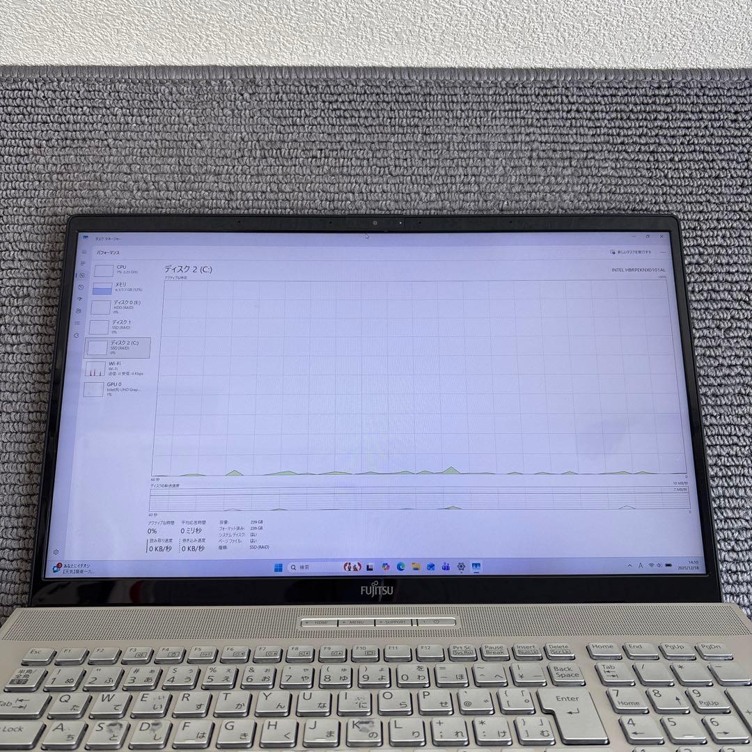 富士通lifebook NH90/E2 i7-10750H メモリ8GB 顔認証