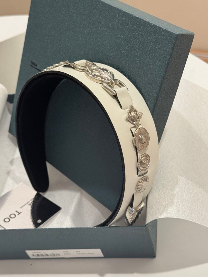 ヘアアクセサリー Toga leather hair band2 White