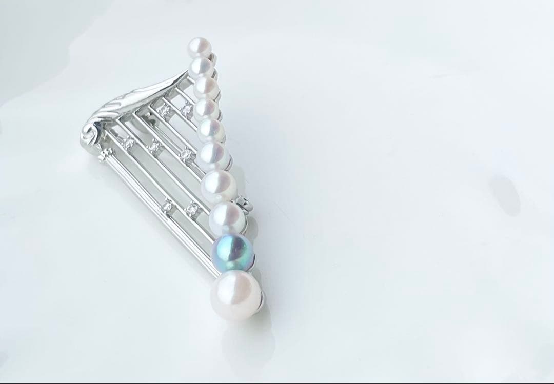 あこや真珠 極上本真珠 虹色ブローチ マルチカラー 音楽会 卒業入学式 月の竪琴