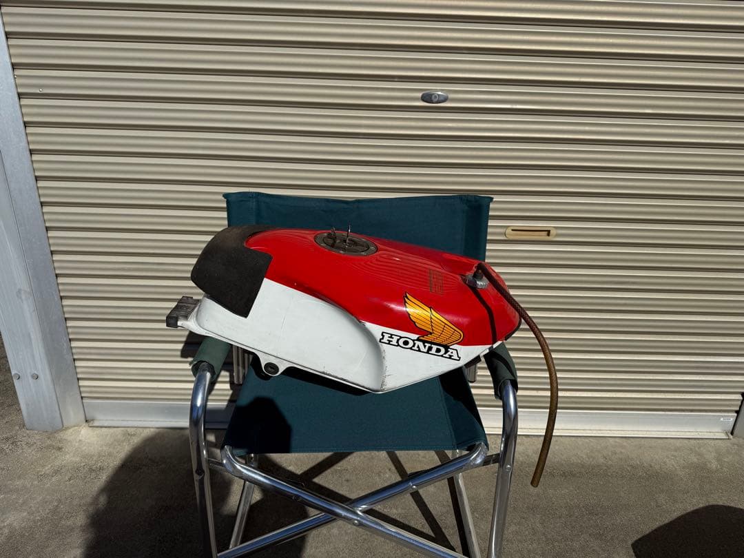 HONDA NSR250R 純正タンク