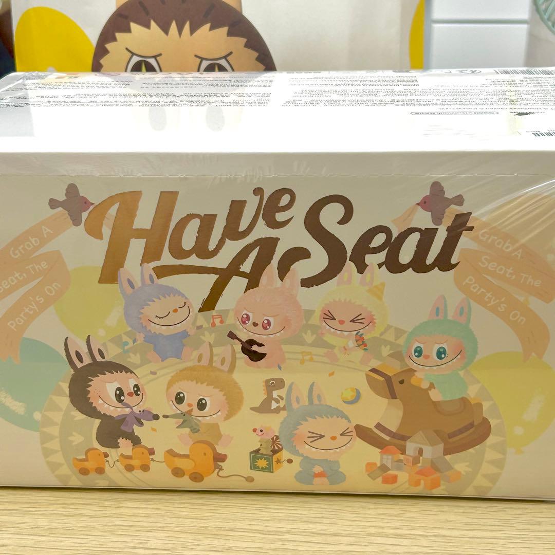 正規品 ラブブ ハブアシートHave a Seat ぬいぐるみ BOX
