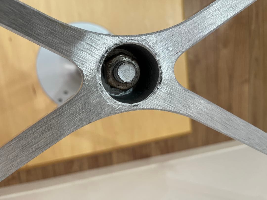 カフェテーブル