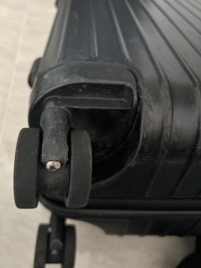 リモワ　スーツケース　機内持ち込みサイズ　※値下げ不可