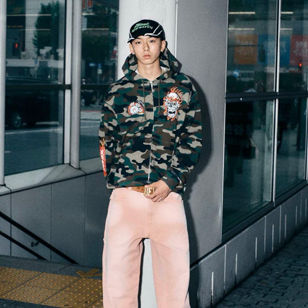 トップス UE SKULL MONEY DRAGON ZIP HOODIE BLACK