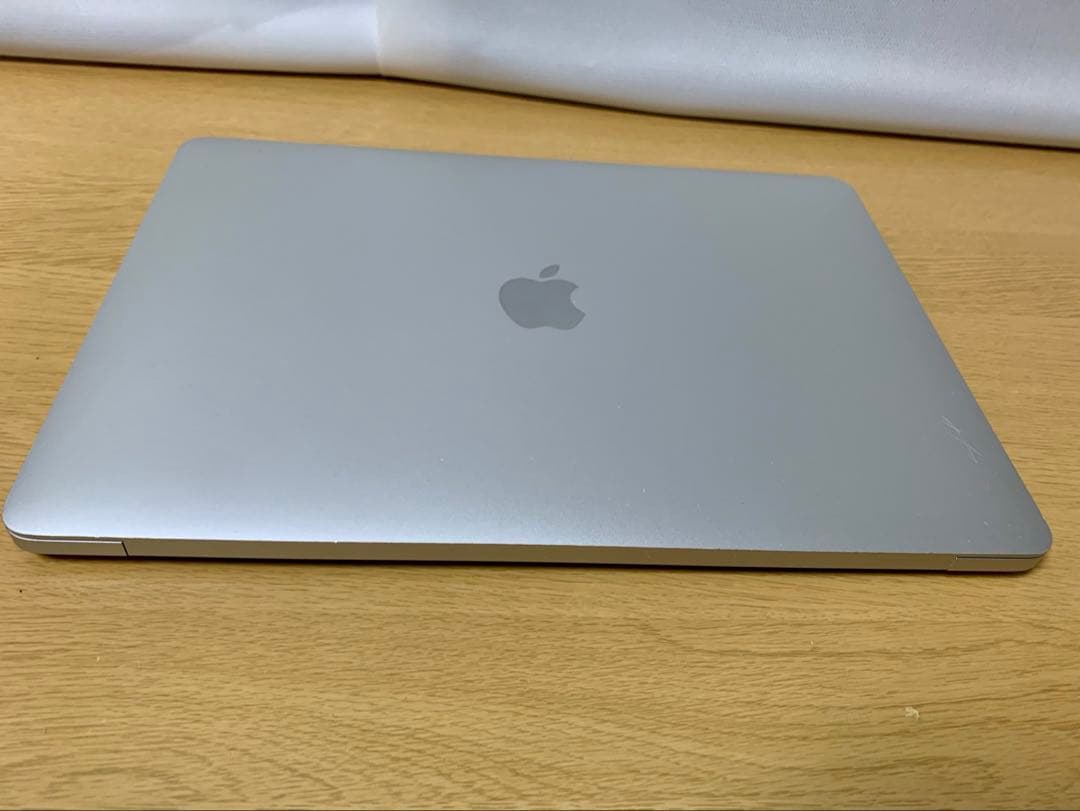 MacBook本体 MacBook Air 2020 Core i7 RAM16G SSD512G