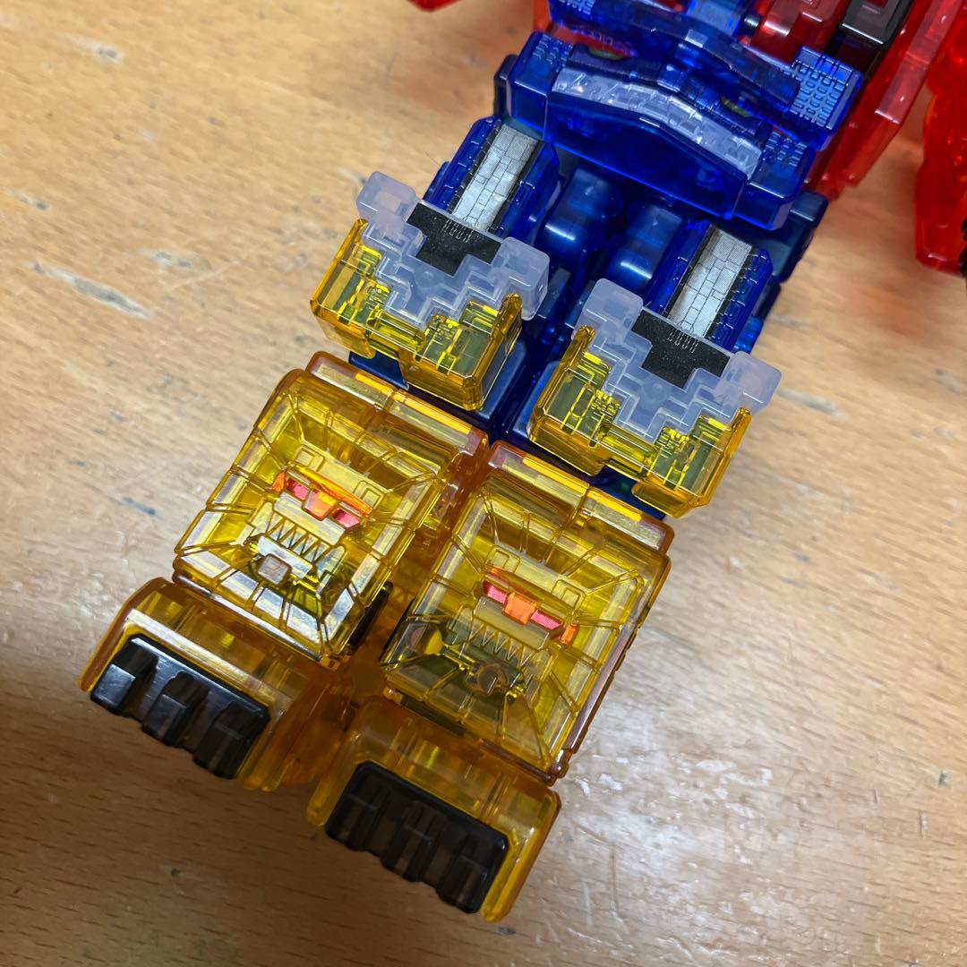 ミニプラ　動物戦隊　ジュウオウジャー　クリア　ワイルドトウサイドデカキング　食玩