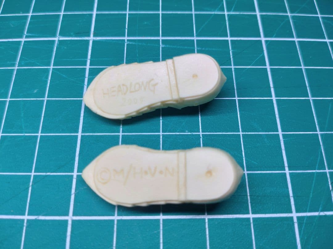 【現状品】 HEADLONG 1/10スケール 狂戦士の甲冑 ガレージキット