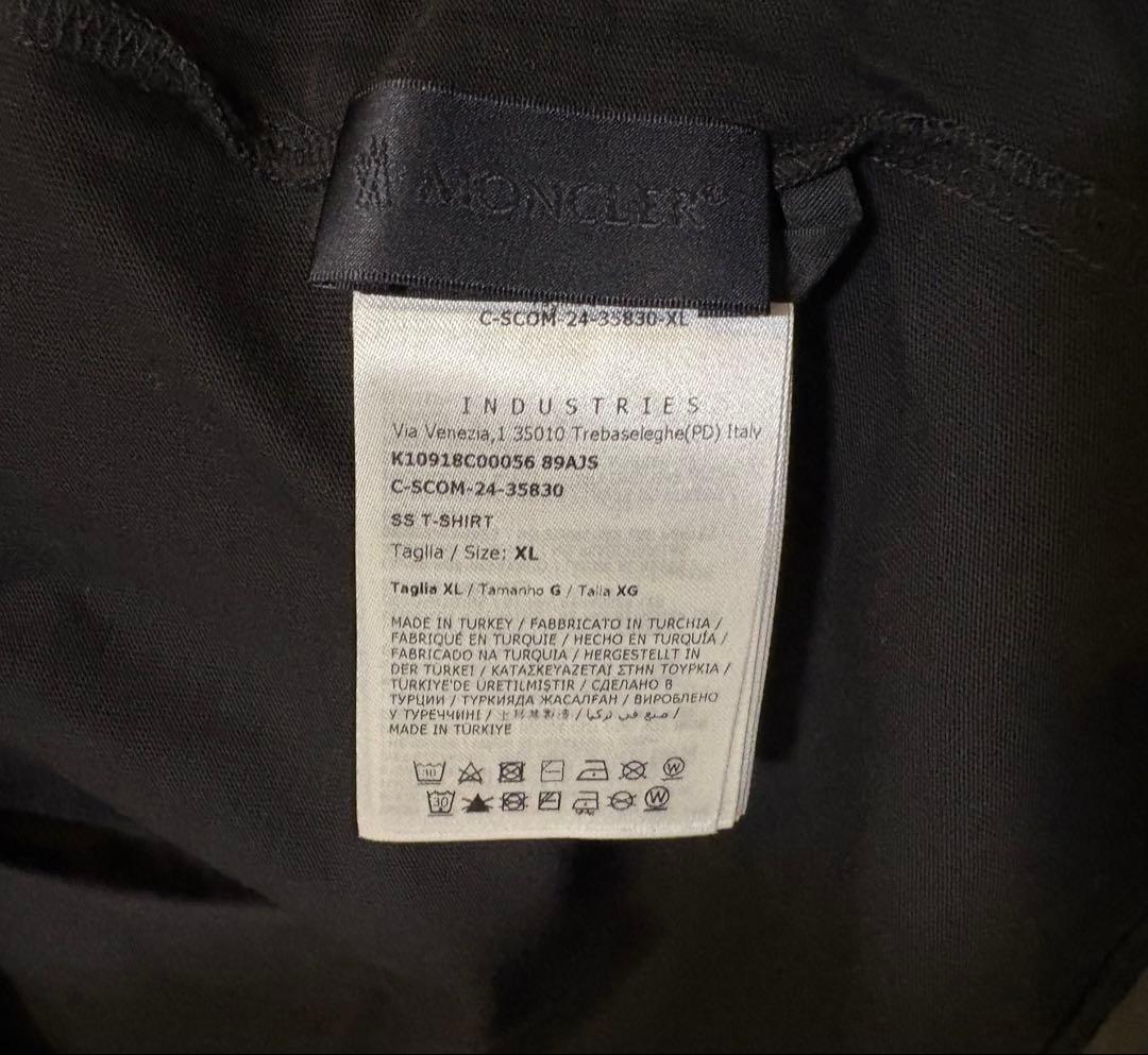 MONCLER 黒 クルーネック Tシャツ