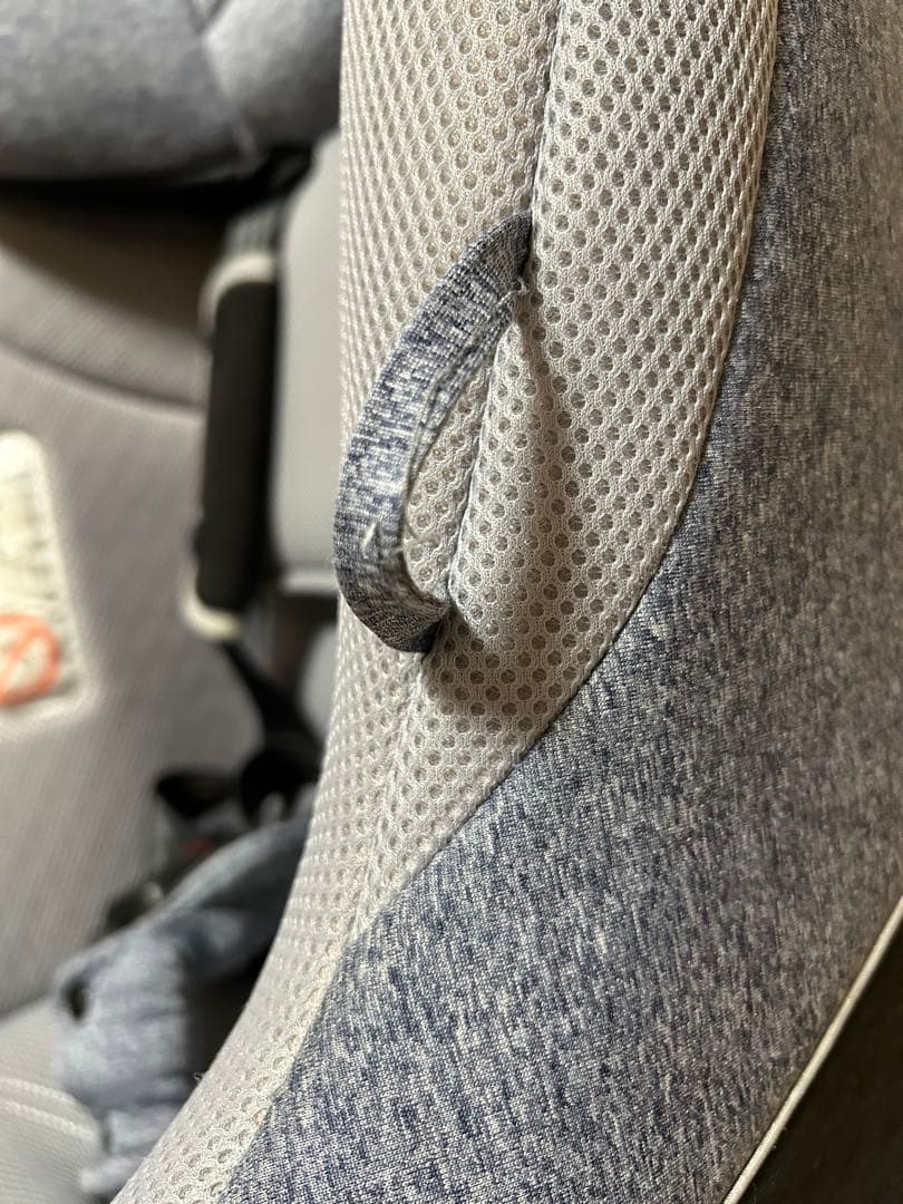 チャイルドシート　アップリカ　クルリラ　回転式　ISOFIX シートベルト