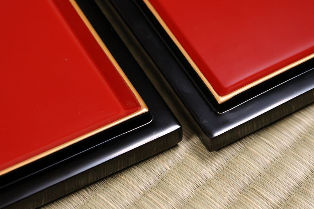 輪島塗 蒔絵家紋付 五段重 丸に笹竜胆 内朱塗 艶消 木製 重箱【MA744】