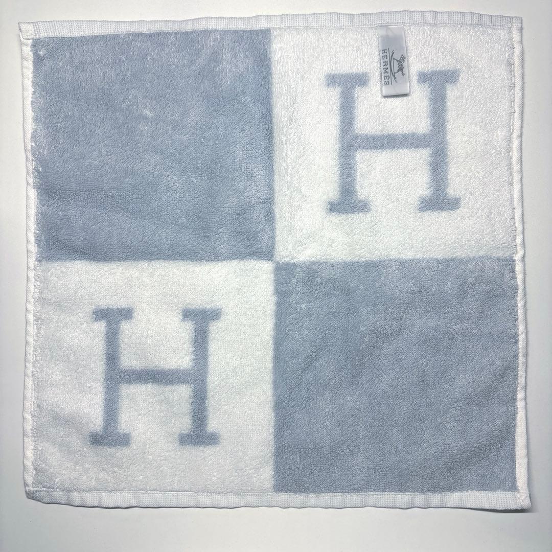 【週末値下げ】HERMES Hロゴ タオルハンカチ2枚　ピンク/ブルー