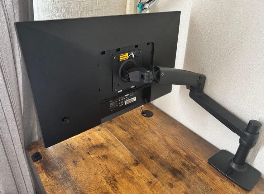 PHILIPSモニター＆ergotronモニターアーム