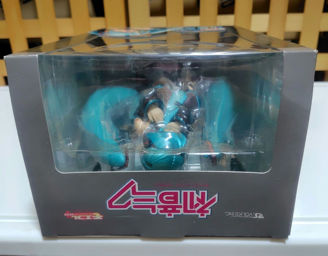 本日限定早い者勝ち　初音ミクモエコレフィギュアNo.3.9 開封品