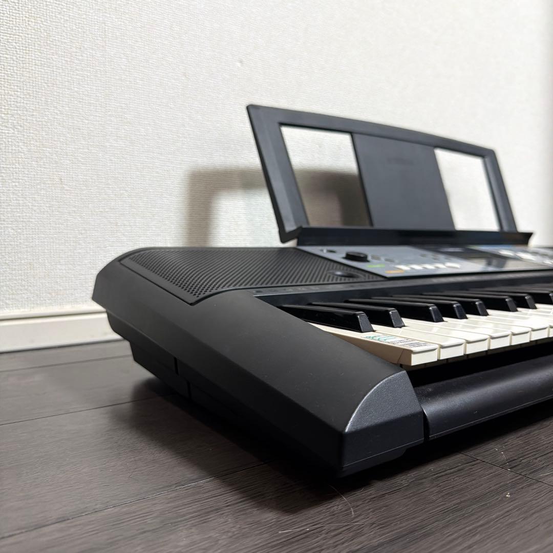 YAMAHA 電子ピアノ　PSR-E233