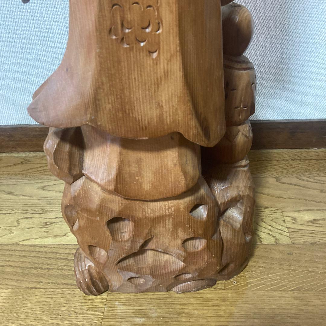 木彫り観音像（約90センチ）