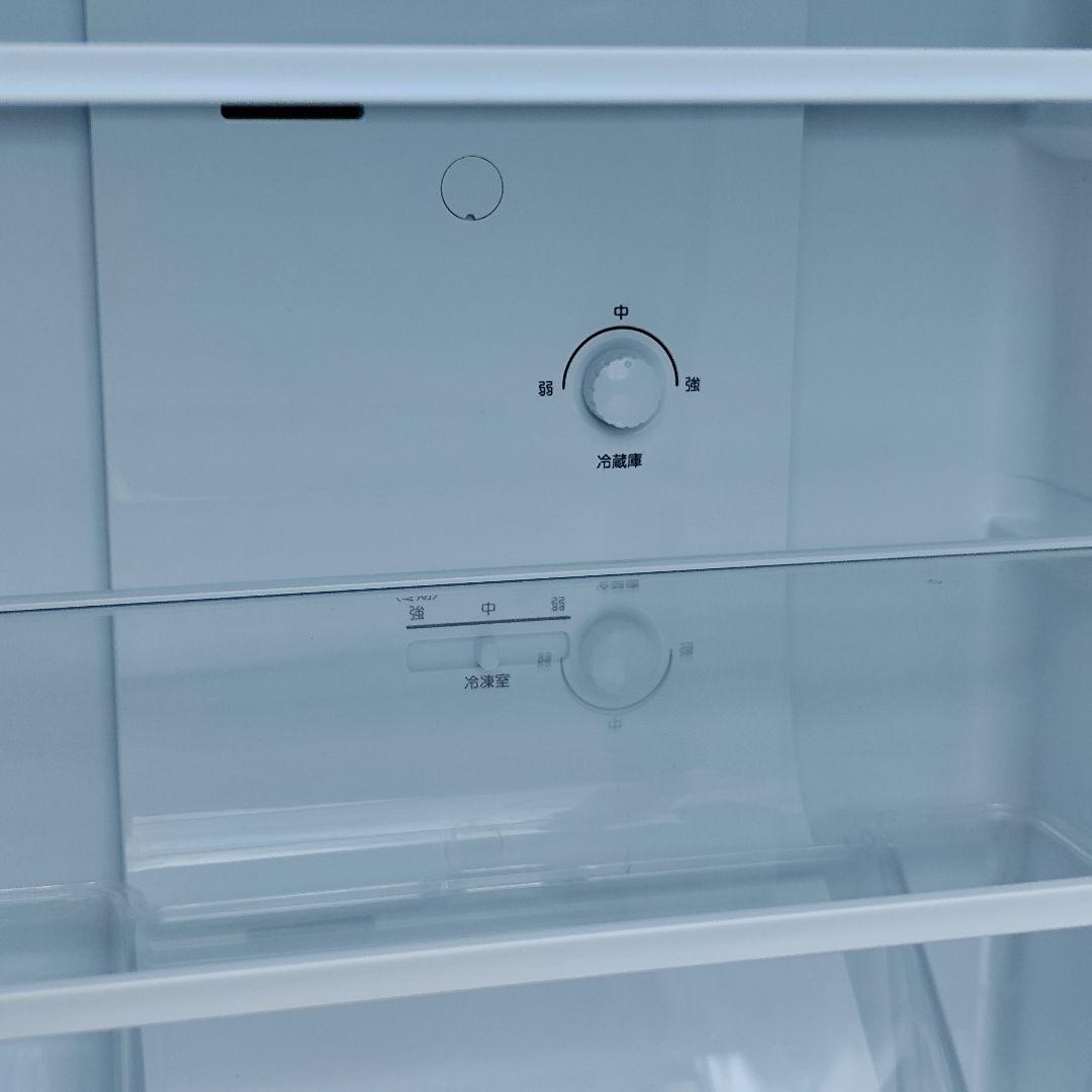 カラー　高年式2024年製ヤマダノンフロン冷凍冷蔵庫 YRZ-F15LK