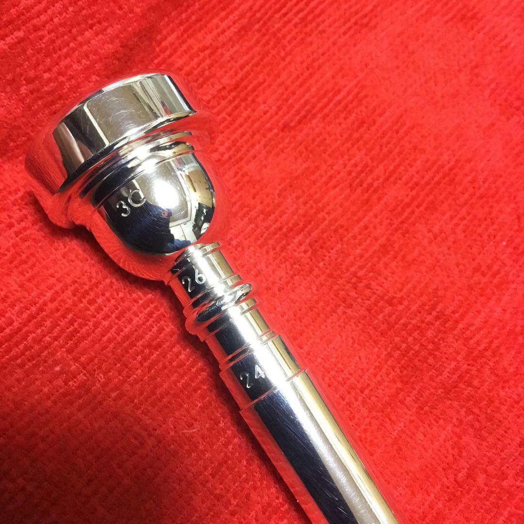 バックBach Symphonic 3C-26-24トランペットマウスピース