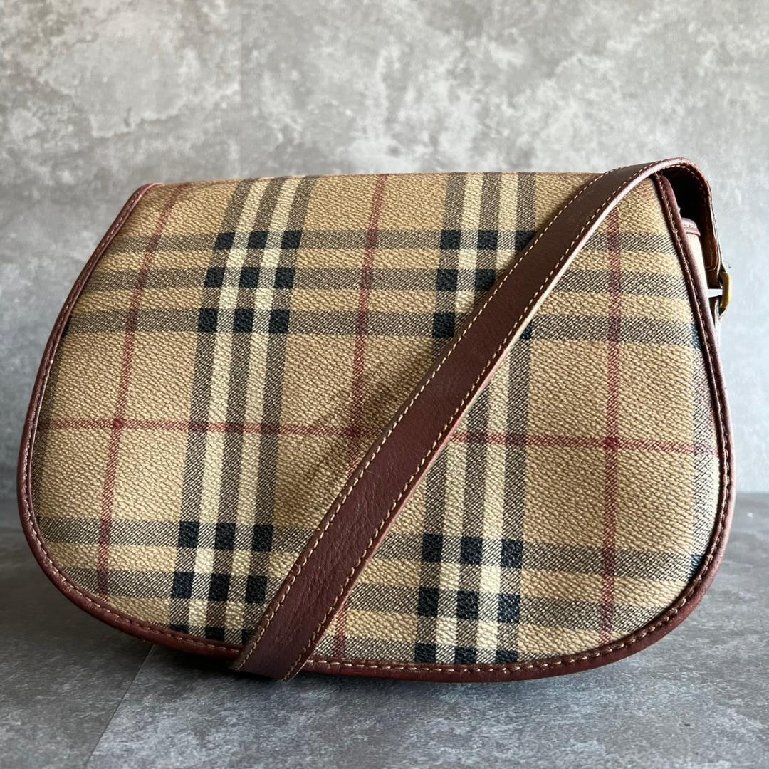 ⭐️BURBERRY⭐️バーバリー ノバチェック ショルダーバッグ
