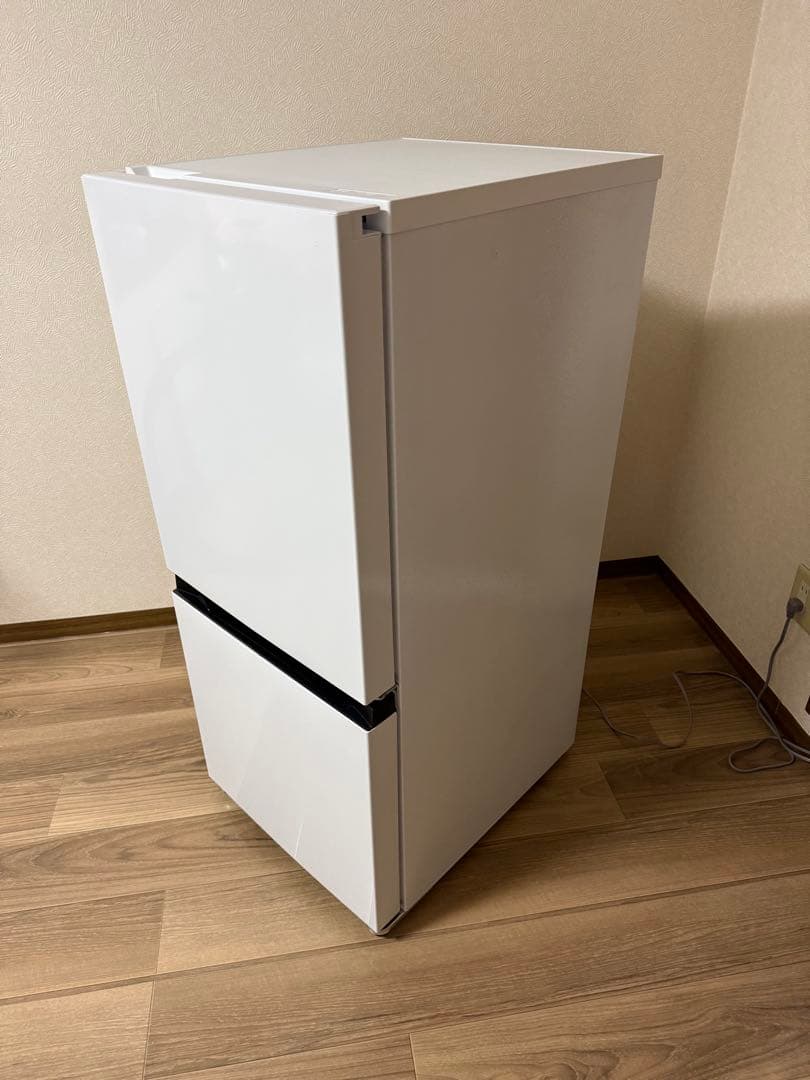 K*n様 Hisense 冷蔵庫 HR-D13E3W 2024年製　135L