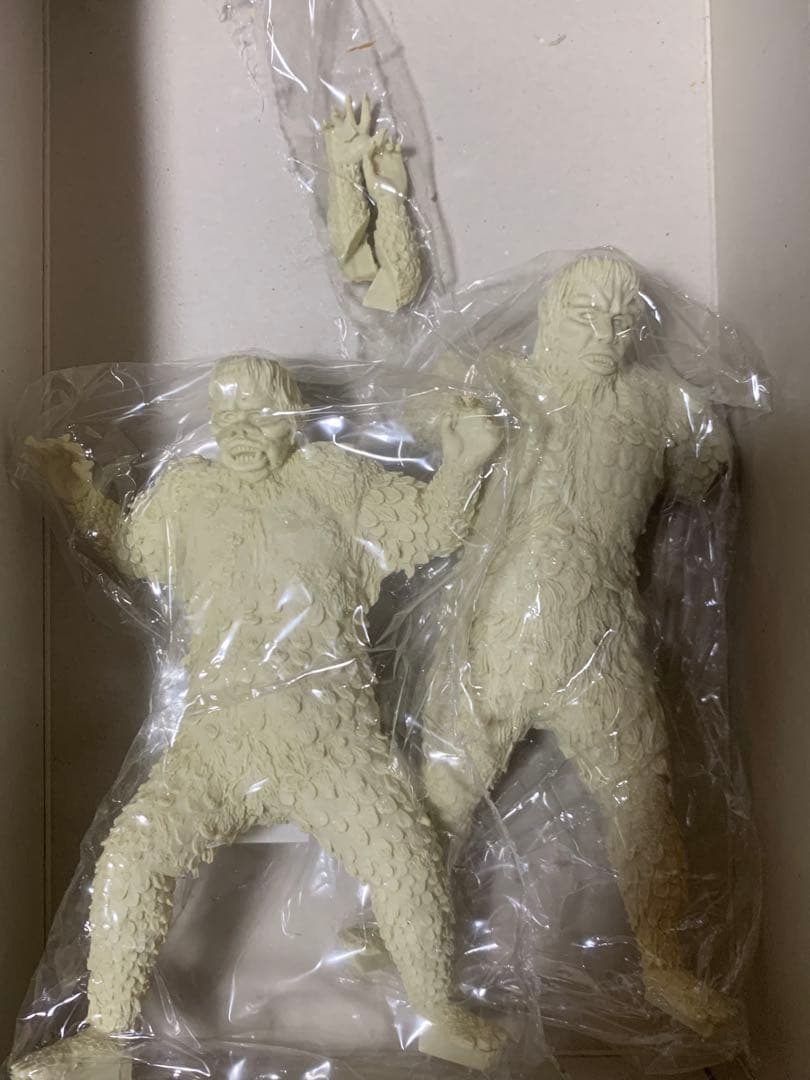 ボークスレジンキット　Jr東宝大怪獣伝説　サンダ対ガイラ