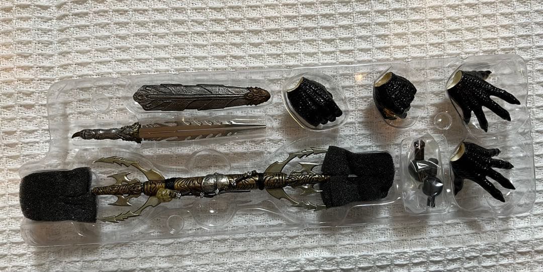 ホットトイズ　AVP エルダープレデター 2.0版 1/6 Predator