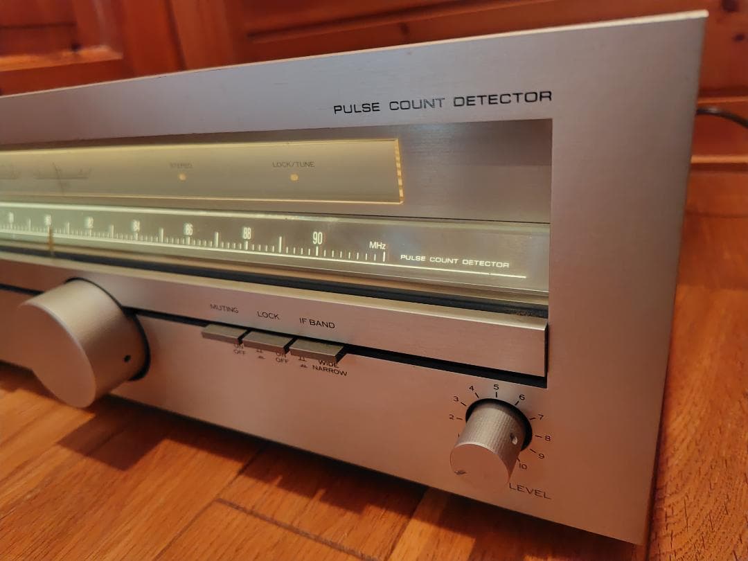 【15%OFF】TRIO FMステレオチューナー KT-8300