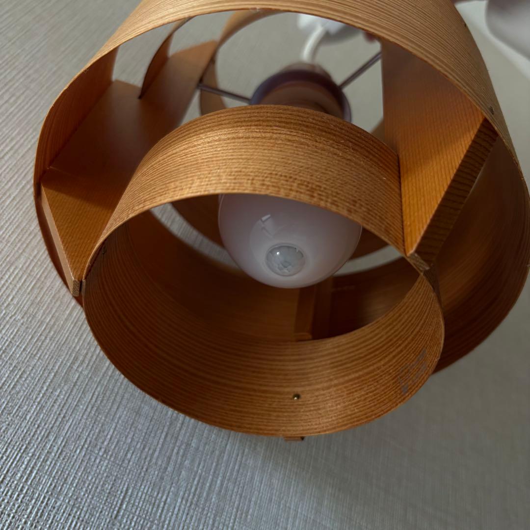 ヤマギワ　ヤコブソンランプ　ペンダントライト　人感センサー電球　コードリール付き