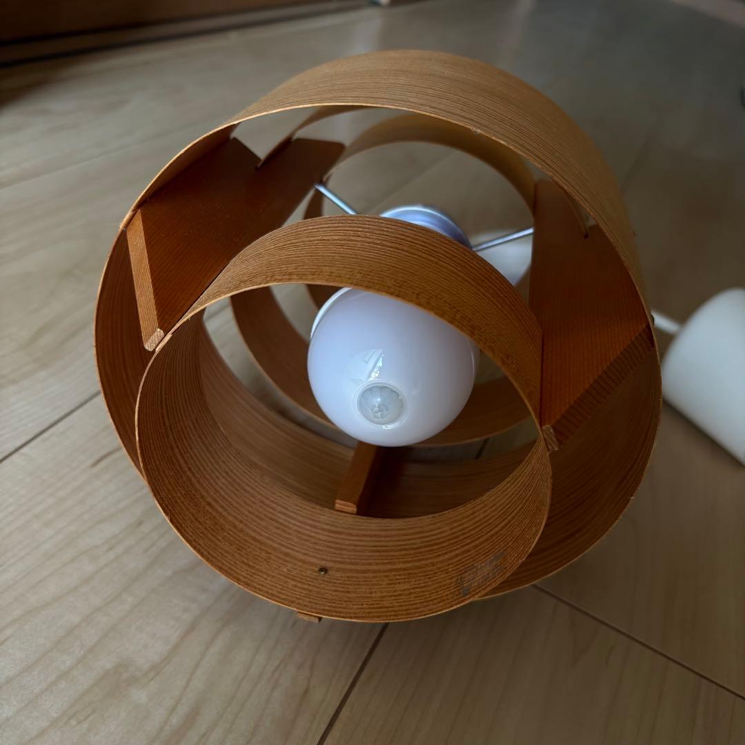 ヤマギワ　ヤコブソンランプ　ペンダントライト　人感センサー電球　コードリール付き