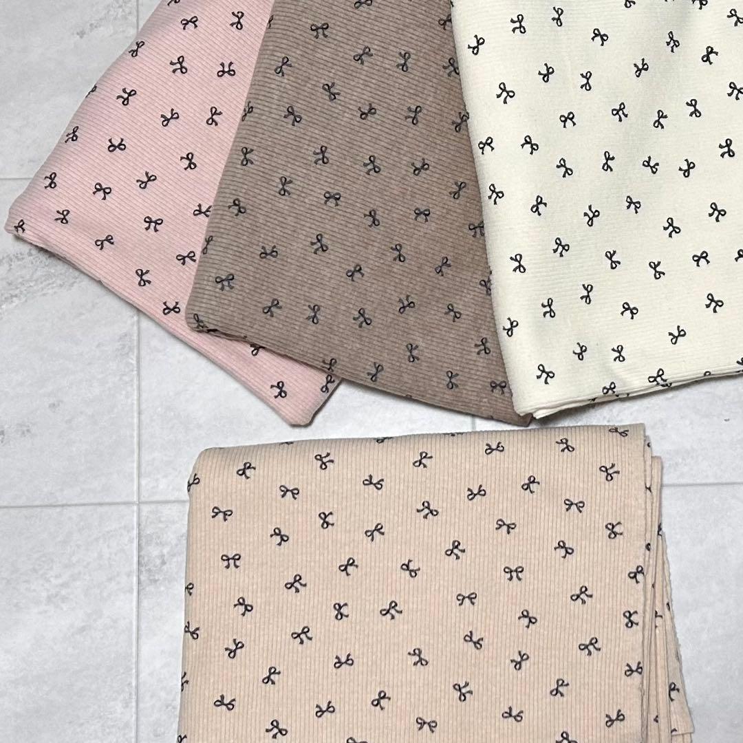 犬服ハンドメイド　起毛リブ　バックオープントップス