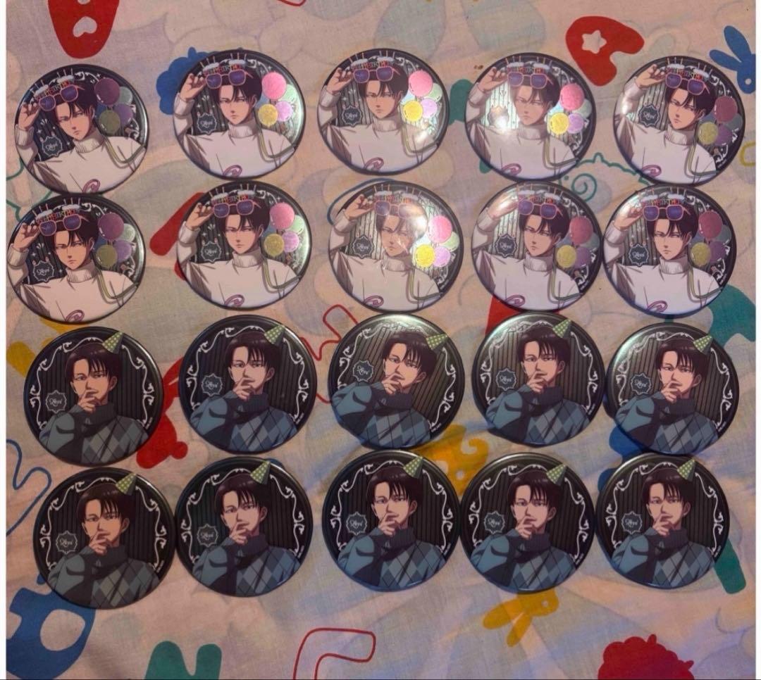 進撃の巨人 リヴァイ プリンスホテル 2種 20個 描き下ろし メタル缶バッジ