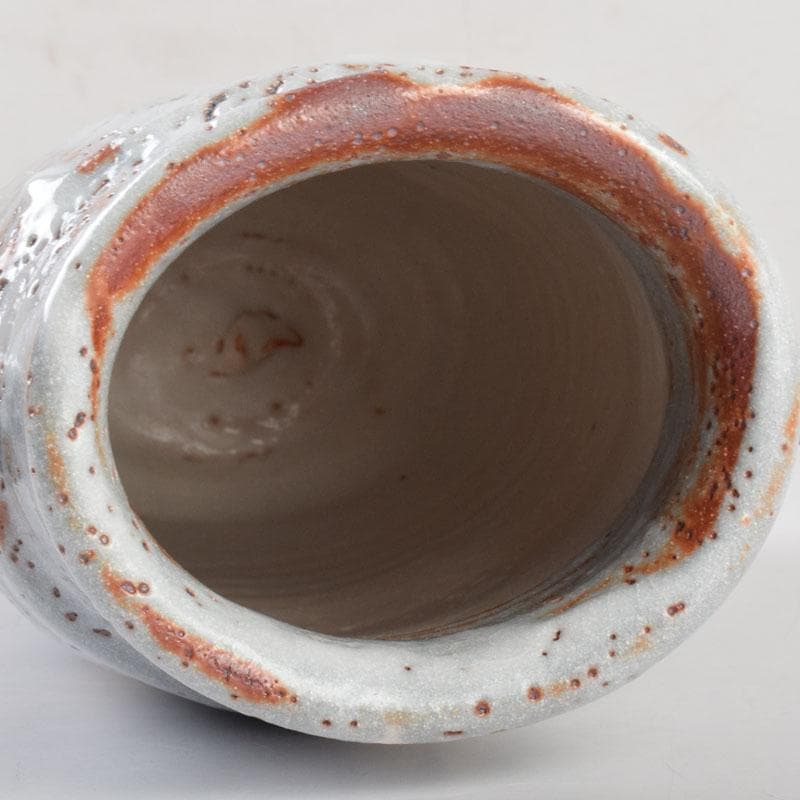 安藤日出武作　鼠志野　双耳花生　花瓶　共箱　V　8585