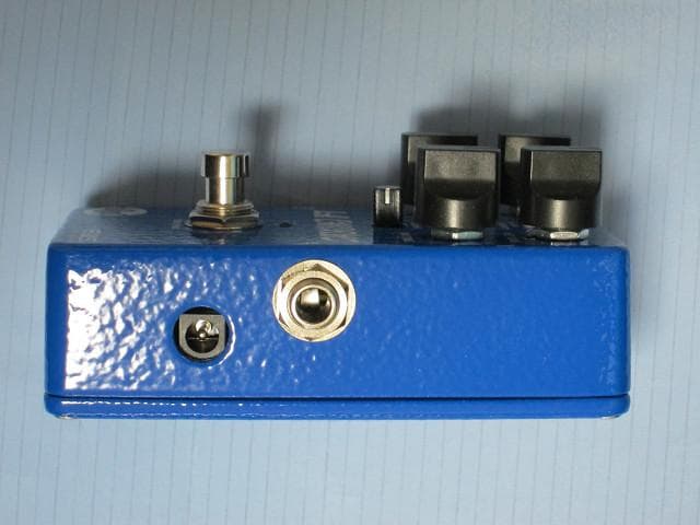 E.W.S. LA CHORUS ギターエフェクター