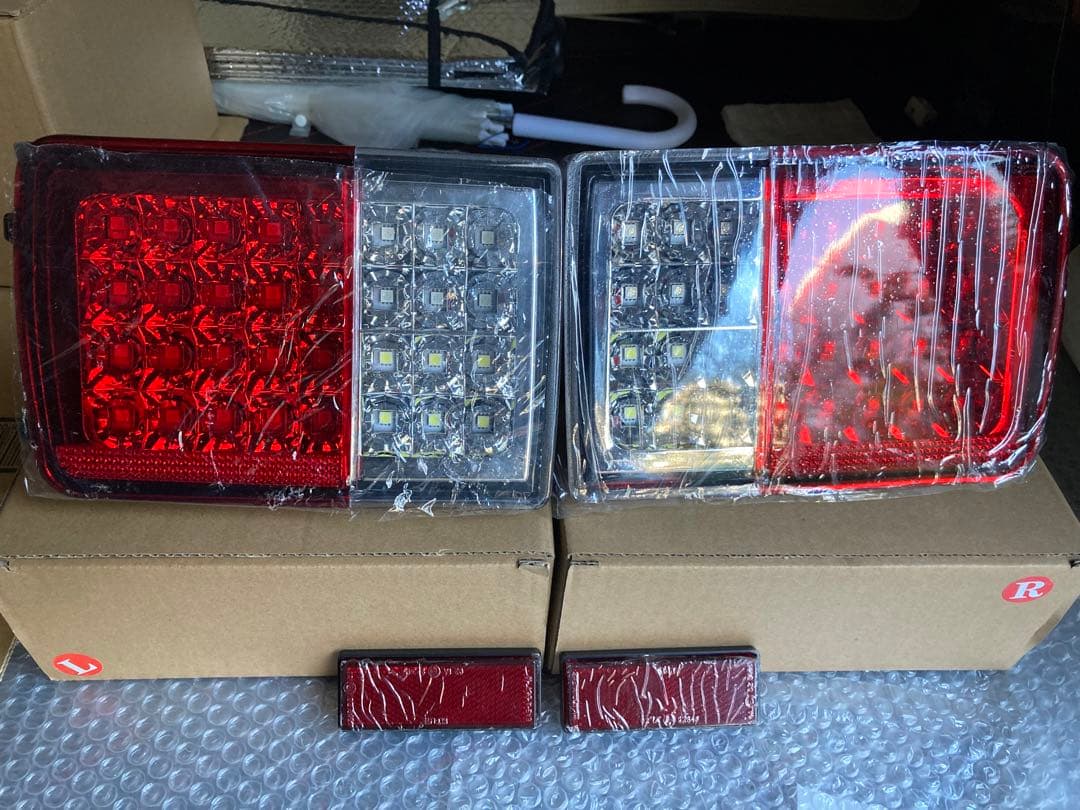 エブリィDA64V／DA17V LED テールランプ　シーケンシャル　新品