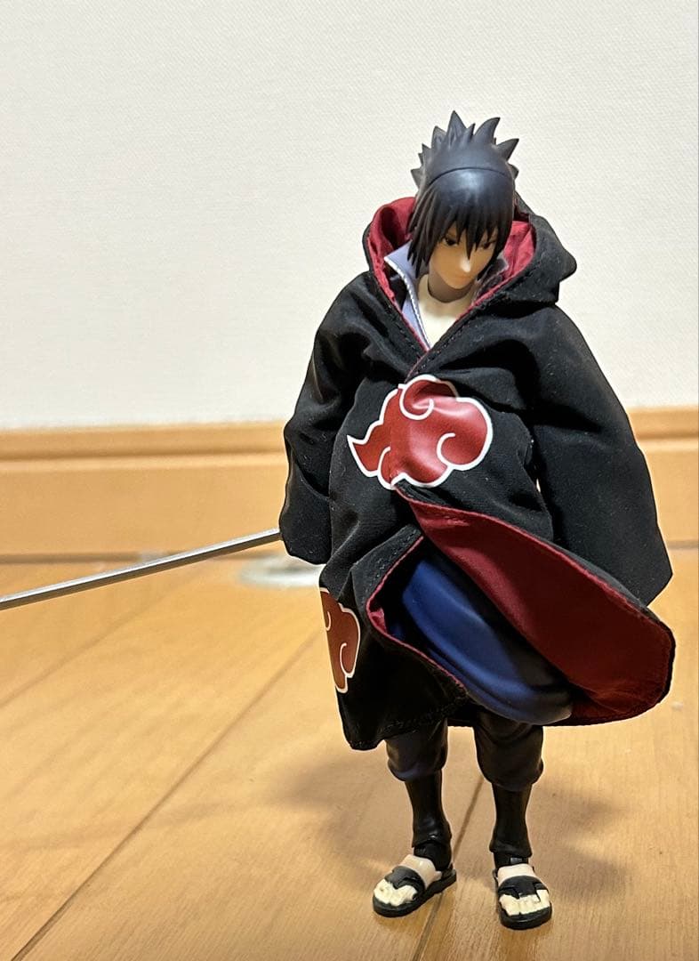 S.H.Figuarts うちはサスケ　全ての憎しみを背負う者　暁のコート付き