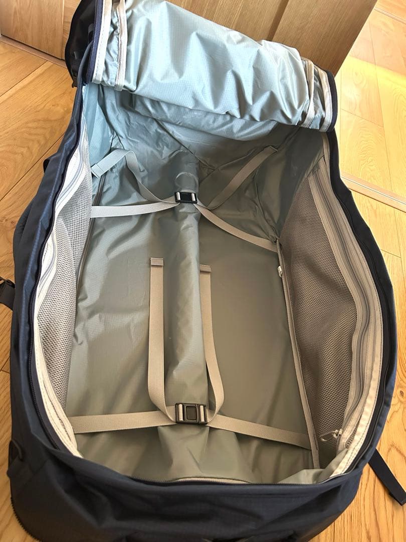 モンベル mont-bell ウィーリーバッグ 60