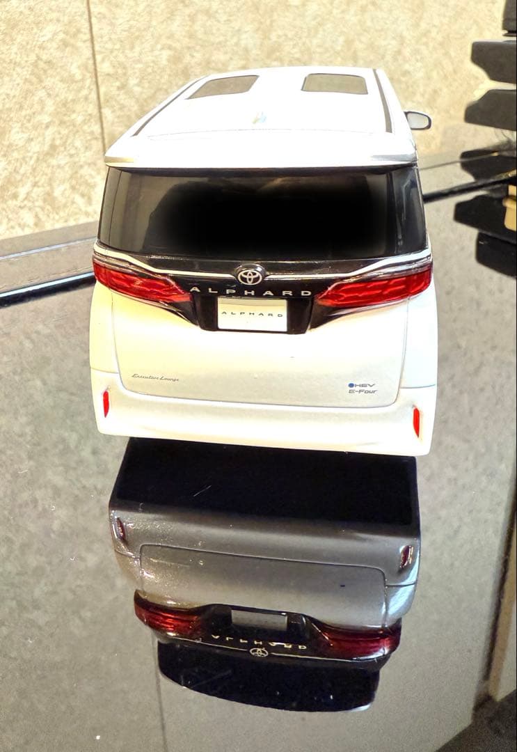 ALPHARD 新型アルファードミニカー(プラチナホワイトパールマイカ)