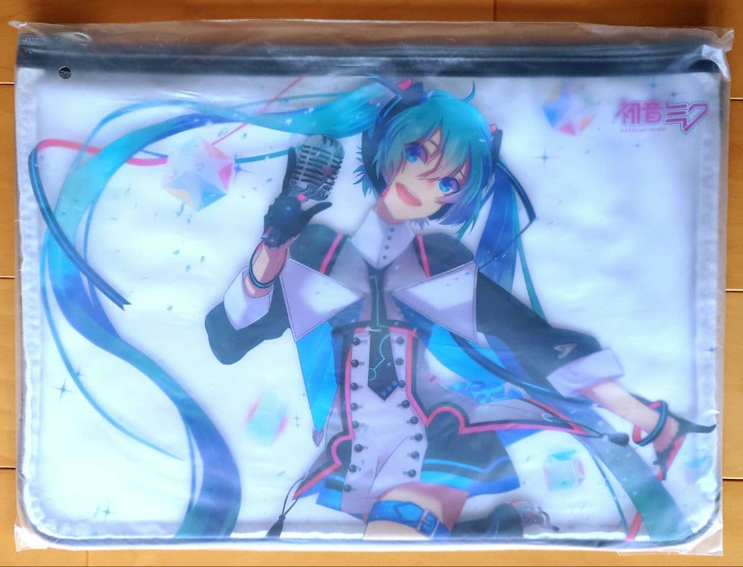 初音ミク マジカルミライ2015 ビニールポーチ Illustration 穂嶋
