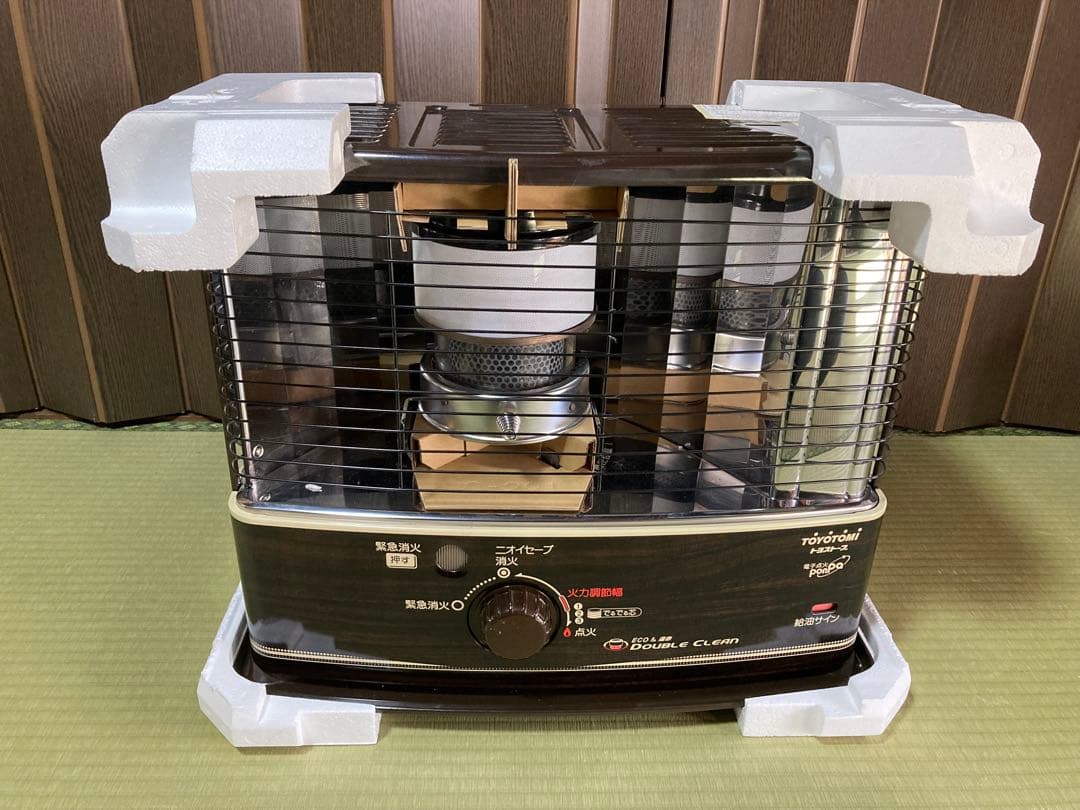 トヨトミ石油ストーブ　RC-W320 ダブルクリーン
