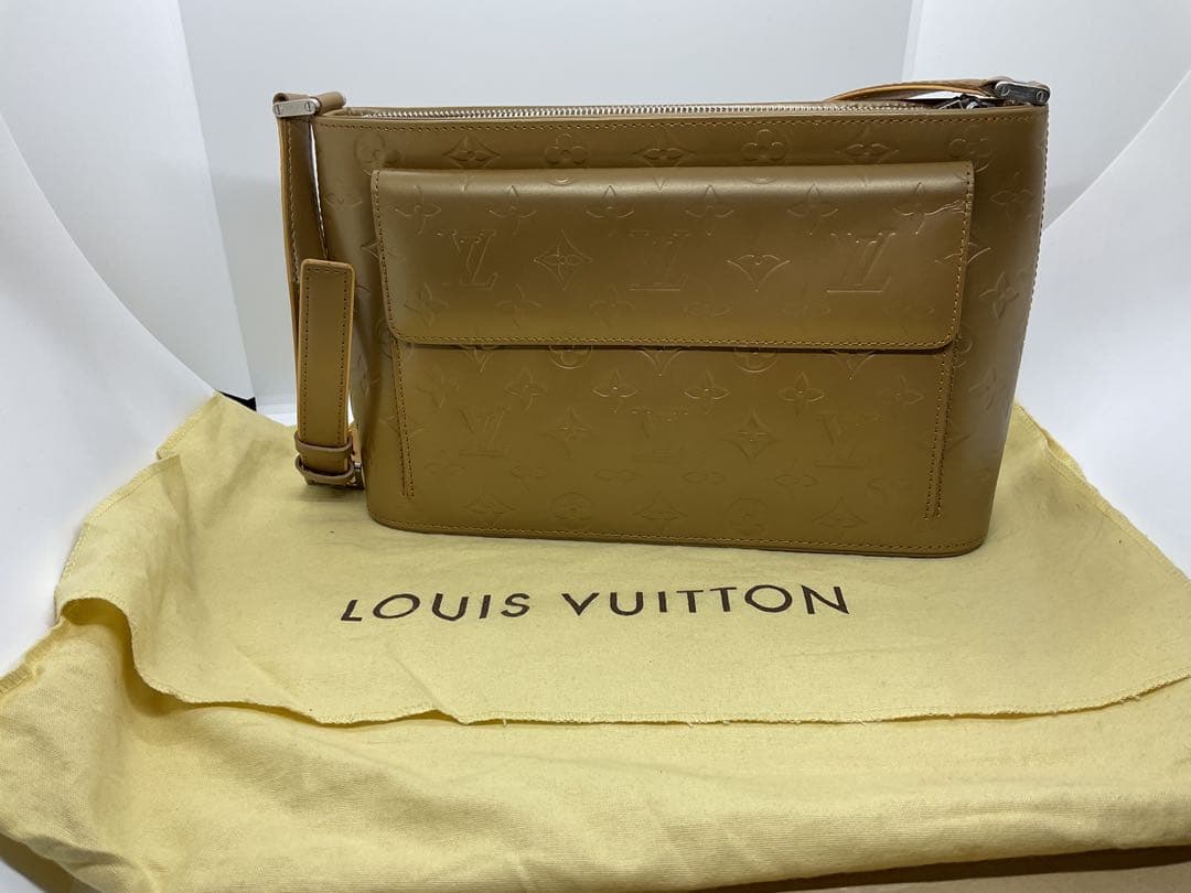 LOUIS VUITTON ルイ・ヴィトン ヴェルニ ショルダーバッグ 美品