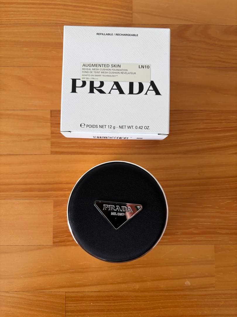 プラダ リヴィール メッシュクッション ファンデーション　カラーLN10