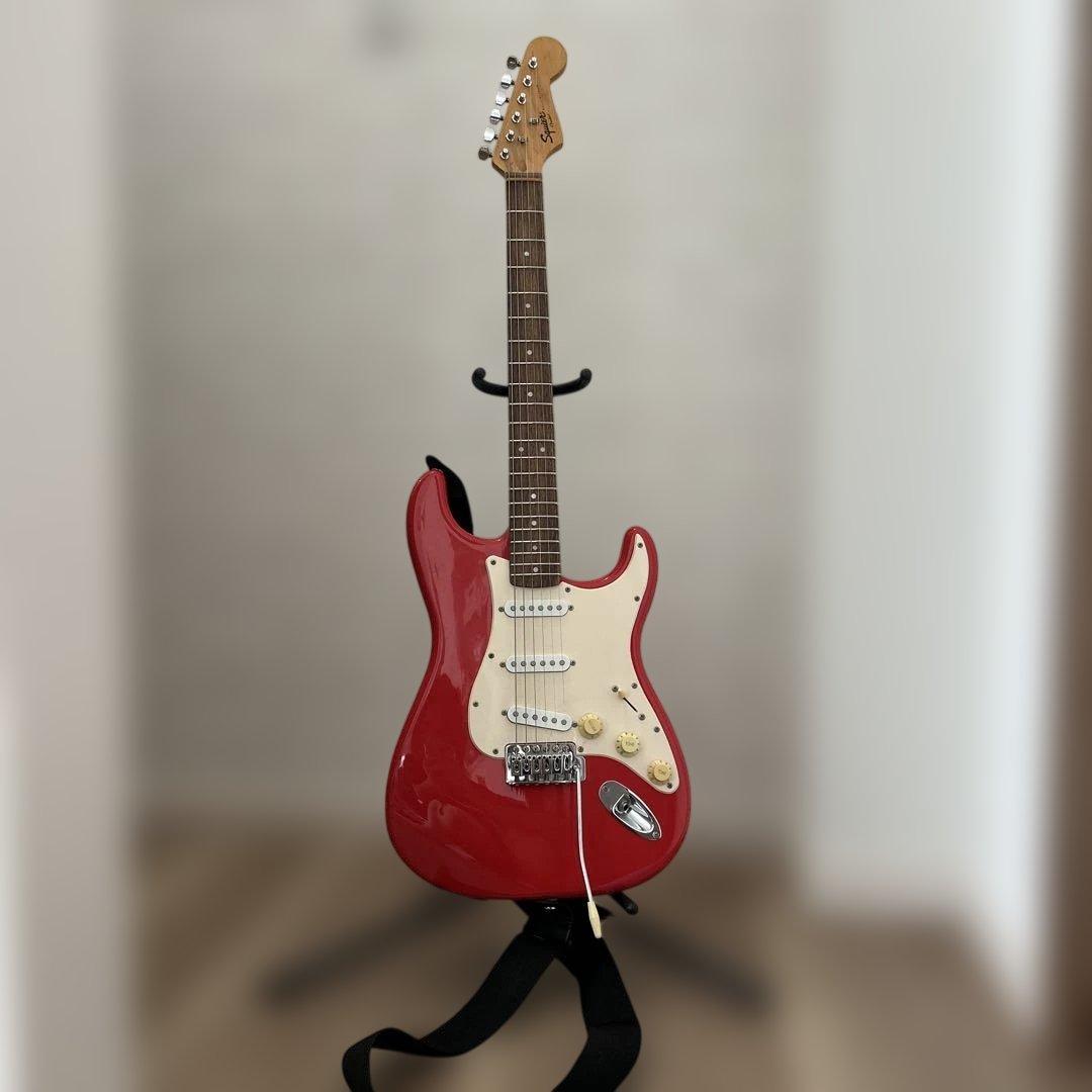 Squier ストラトキャスター レッド