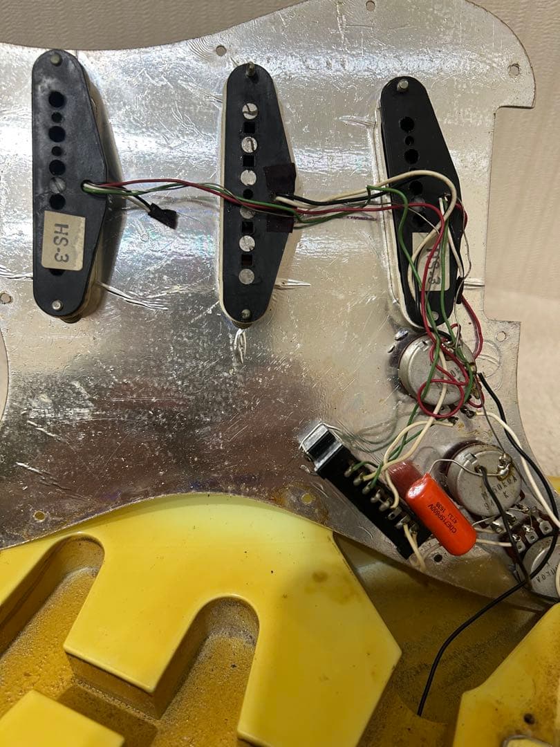 フェンダー　Japan ST-72 95DM スキャロップ フジゲン Fシリアル