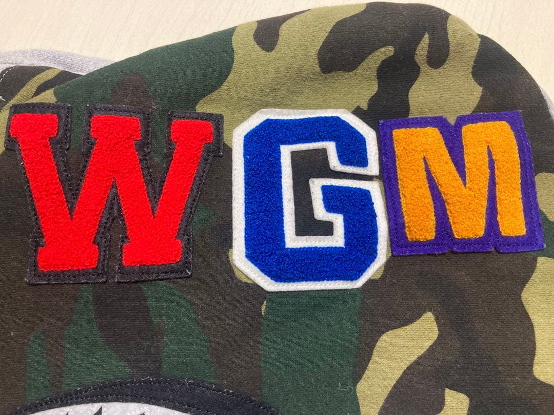 zozo シャークパーカー（L）