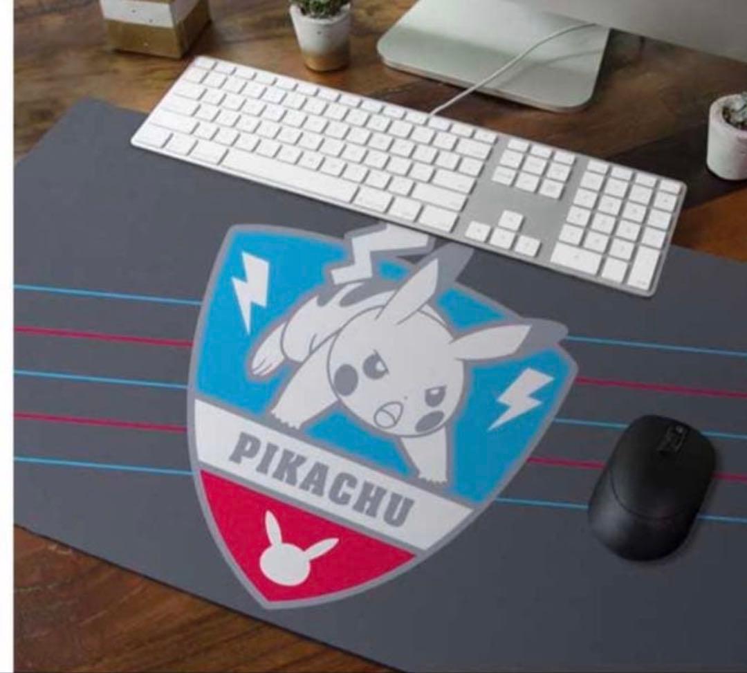 海外ポケモンセンター限定 ポケモンカード プレイマット ピカチュウ スポーツ