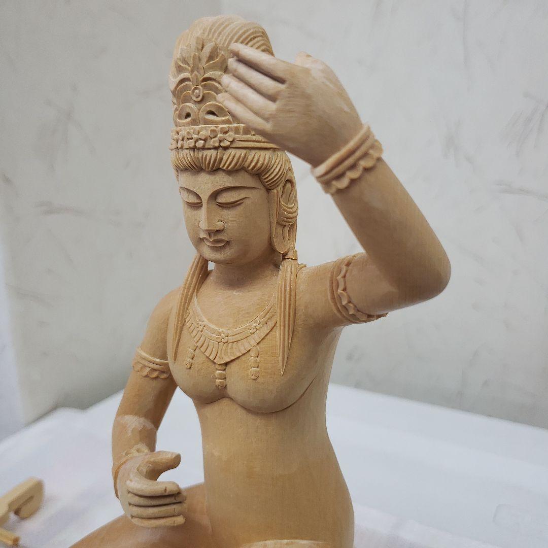 Ｂフライデー蔵出し特価美しい仏像です◆金運ヒバ材 弁財天◆秘部バチ付き２８cm