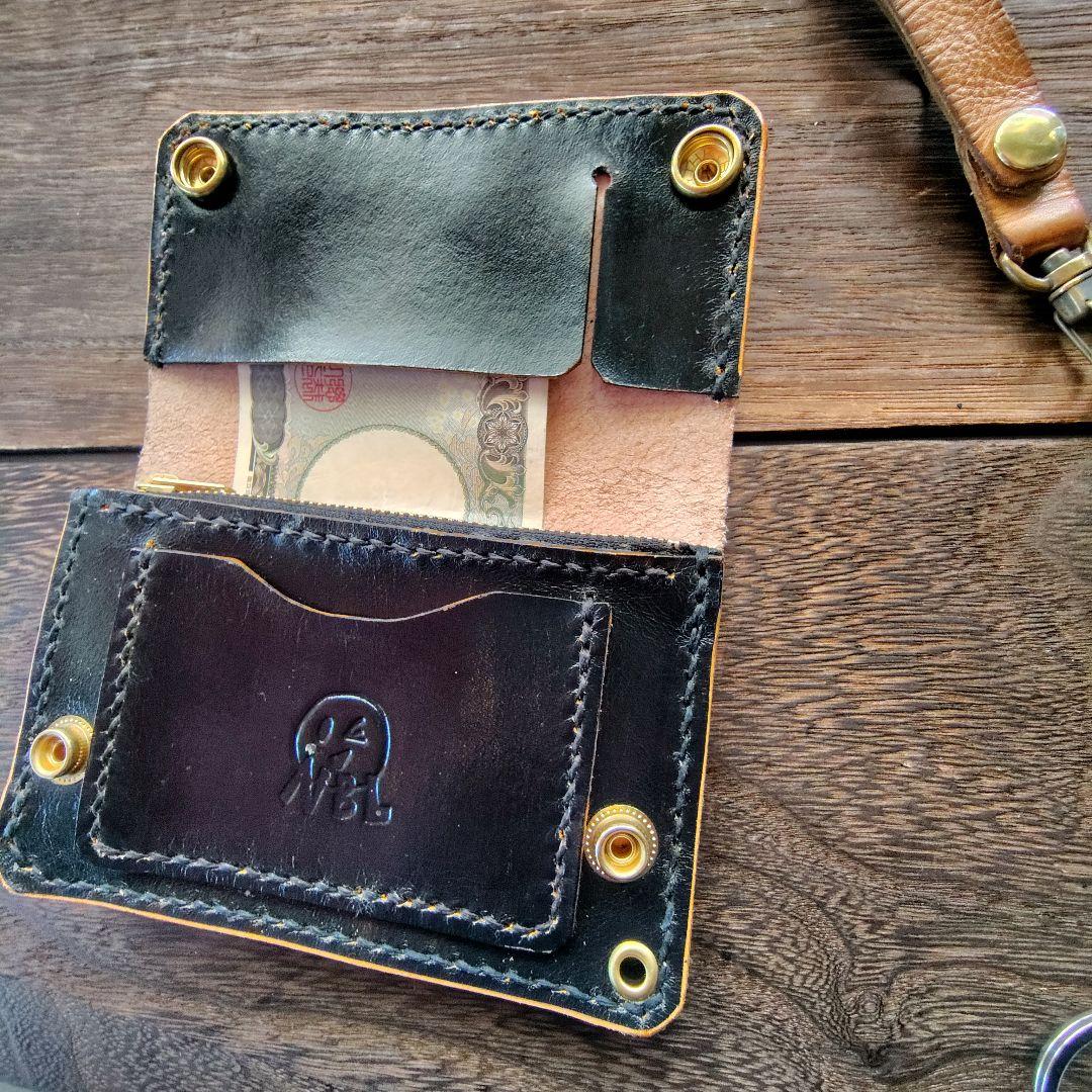 ミドルサイズ トラッカーウォレット 黒 午年記念 蹄鉄 手染め